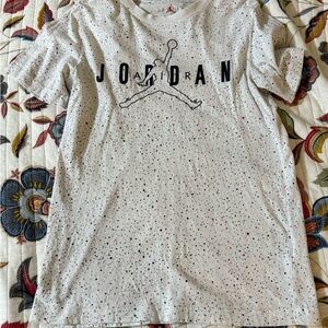 Jordan White Speckled T-Shirt (youth large)
